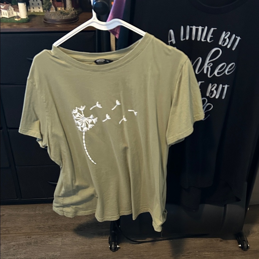 SHEIN Olive Green Dandelion Graphic Tee